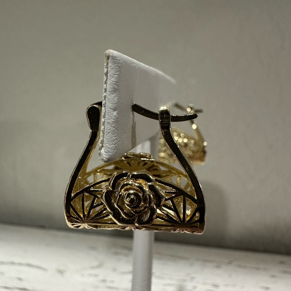 Gold plated floral basket earrings